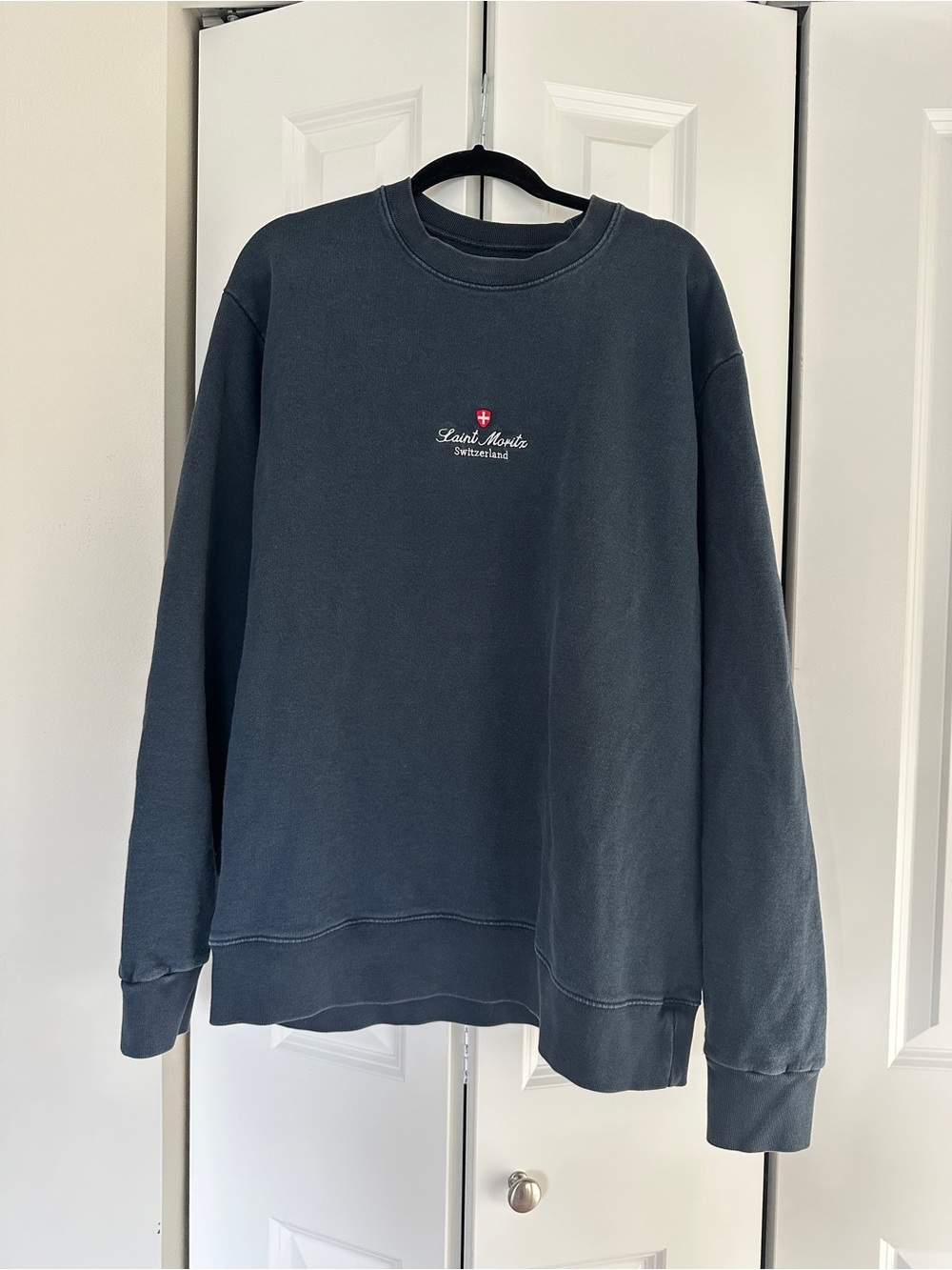Brandy Melville John Gault Saint Moritz Switzerland Crewneck Sweatshirt Pullover